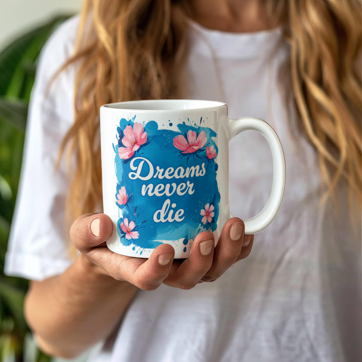 Los sueños nunca mueren – Taza de cerámica blanca de 11 oz