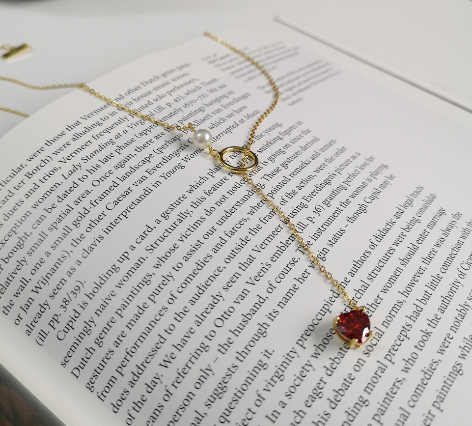 Collar de Corazón, Gargantilla y Collar de Perlas