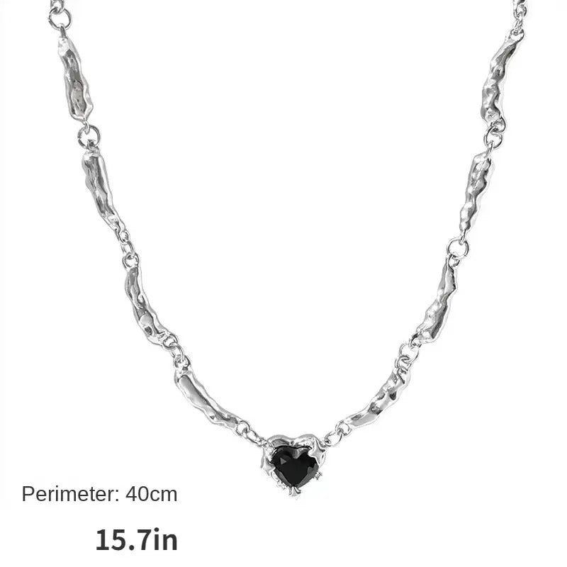 Black Peach Heart Clavicle Chain Necklace for Women
