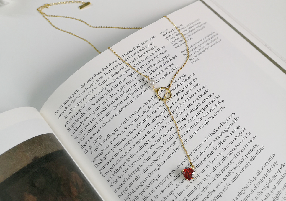 Collar de Corazón, Gargantilla y Collar de Perlas