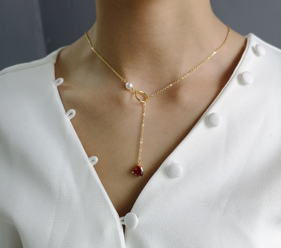 Collar de Corazón, Gargantilla y Collar de Perlas