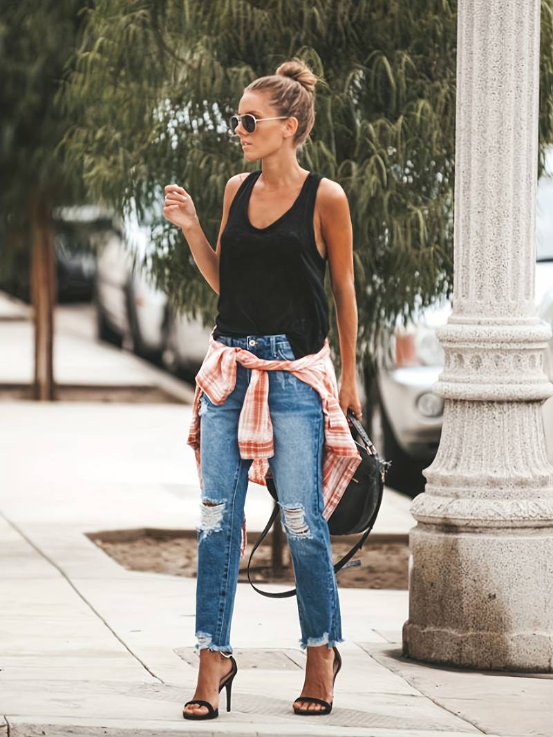 Blue Raw Hem Distressed Straight Jeans for Women