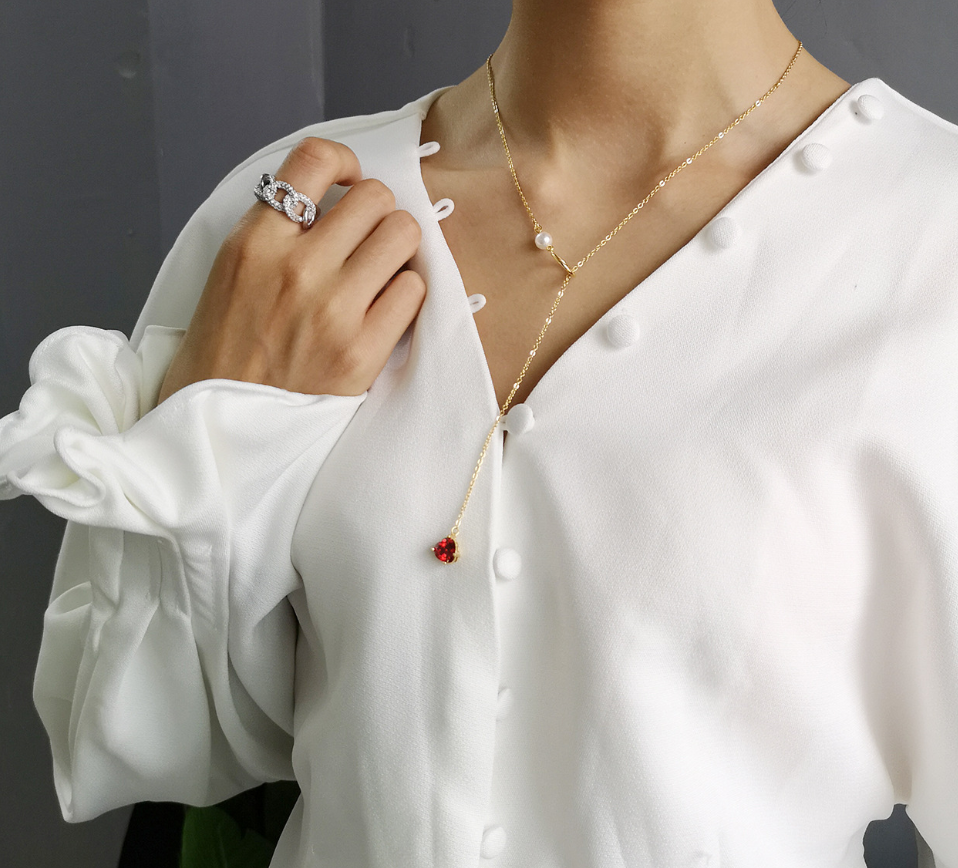 Collar de Corazón, Gargantilla y Collar de Perlas