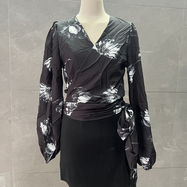 French Style Retro Floral Short Long-Sleeved Shirt for Women Spring and Summer New Design Niche Strappy V Neck Top