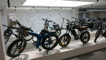 26-inch fashionable E-Bike, 600W brushless motor 48V-10.4ah lithium battery electric moped, adult electric bicycle