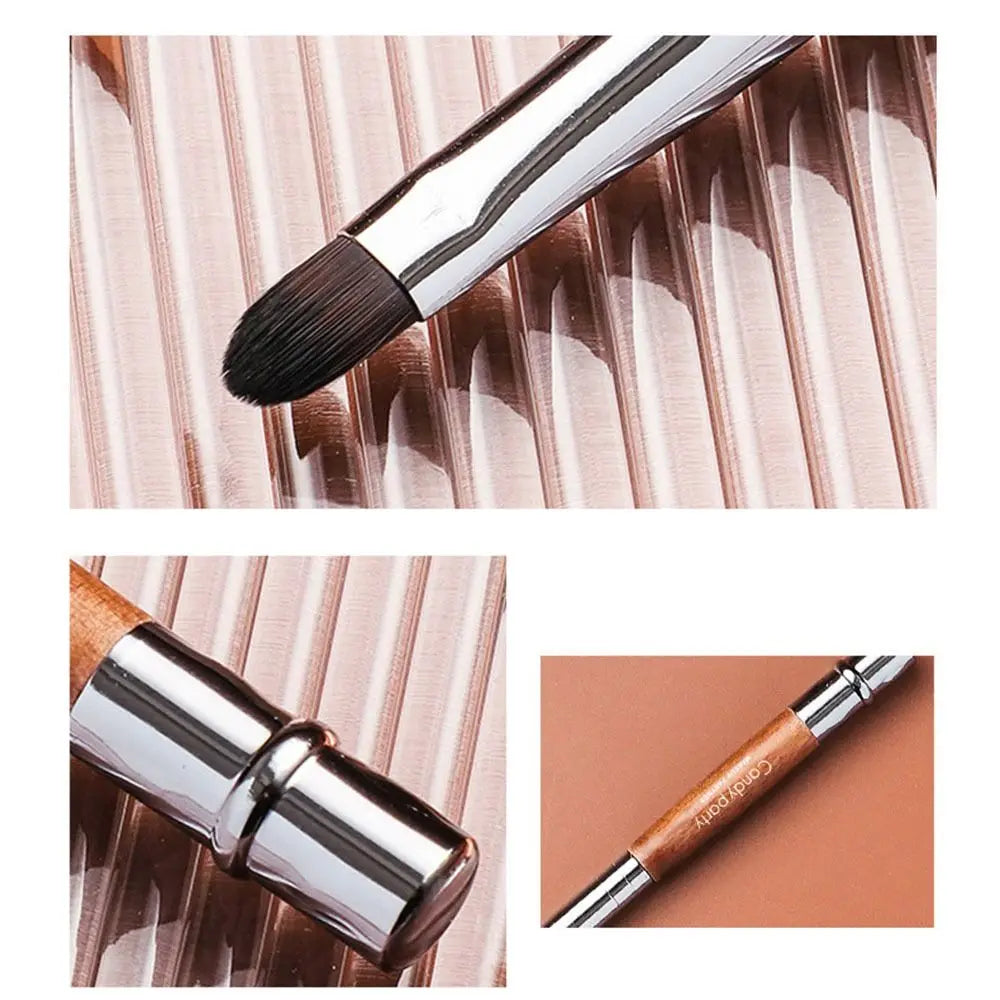 Lip & Concealer Makeup Brush